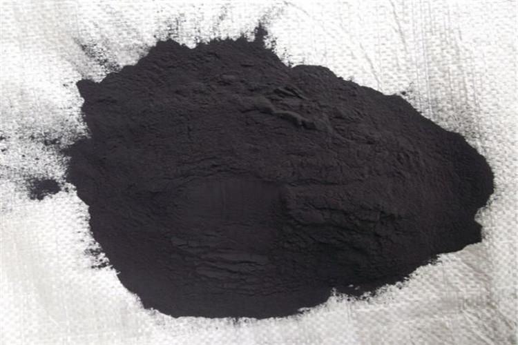 铸造醇基涂料用于铸铁件时，具有良好的剥离性，石墨在浇铸、凝固及冷却期间生成一氧化碳气膜和亮碳膜
